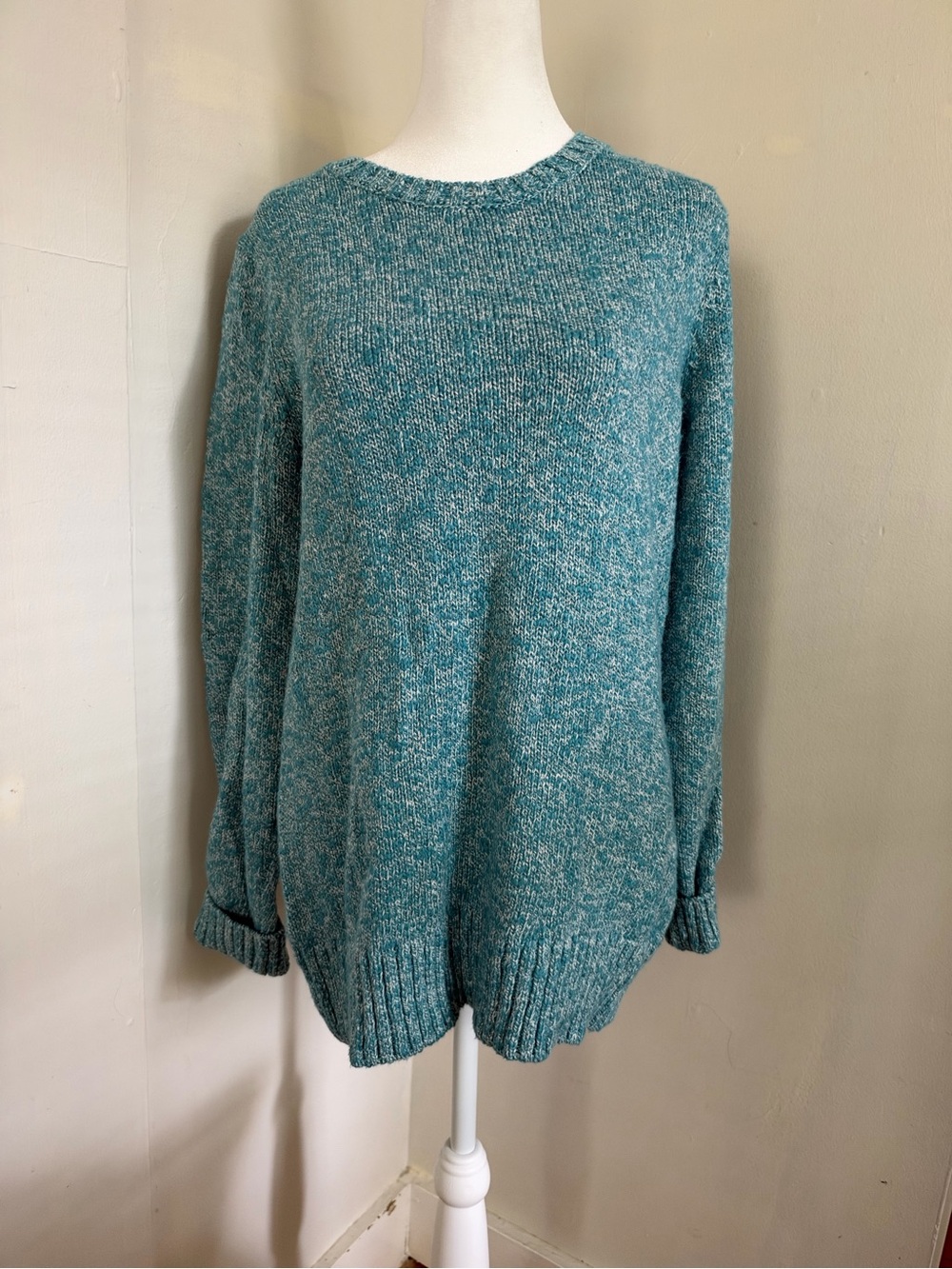 LL Bean 100% Cotton Blue & White Women’s Sweater Size Medium